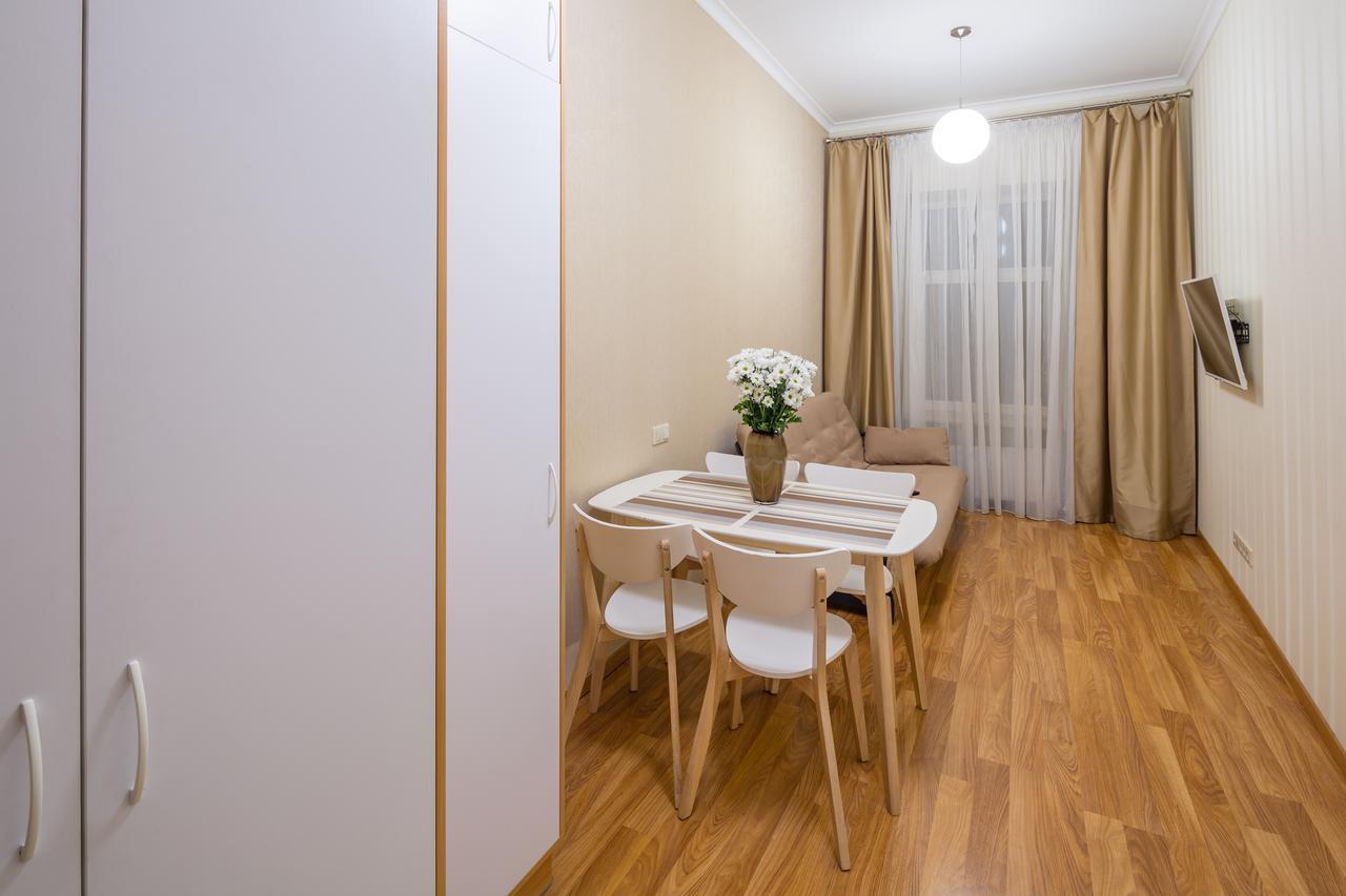 לבוב Apartment On Svobody Avenue 25 מראה חיצוני תמונה
